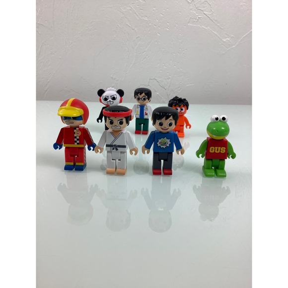 Ryans World Collectible Figure set bundle of 7 EUC - Picture 5 of 12